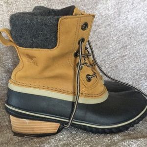 Women’s sorel boots